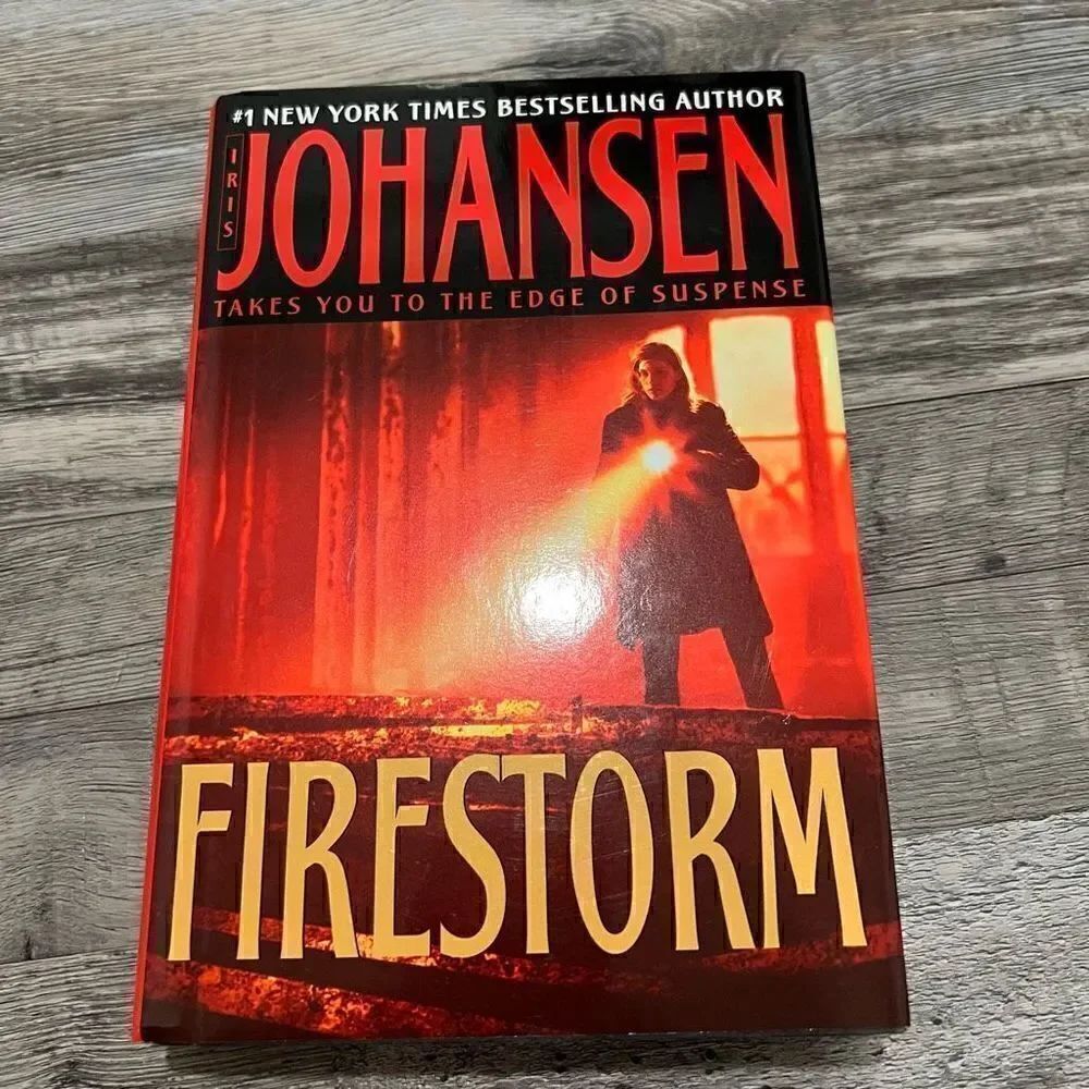 Firestorm by Iris Johansen hardback